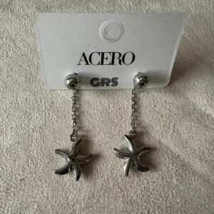 Pendientes Modelo Cala con estrella de mar plateada